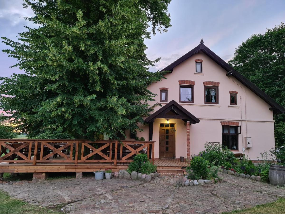 Swojski Gosciniec Prażmowo Exteriér fotografie