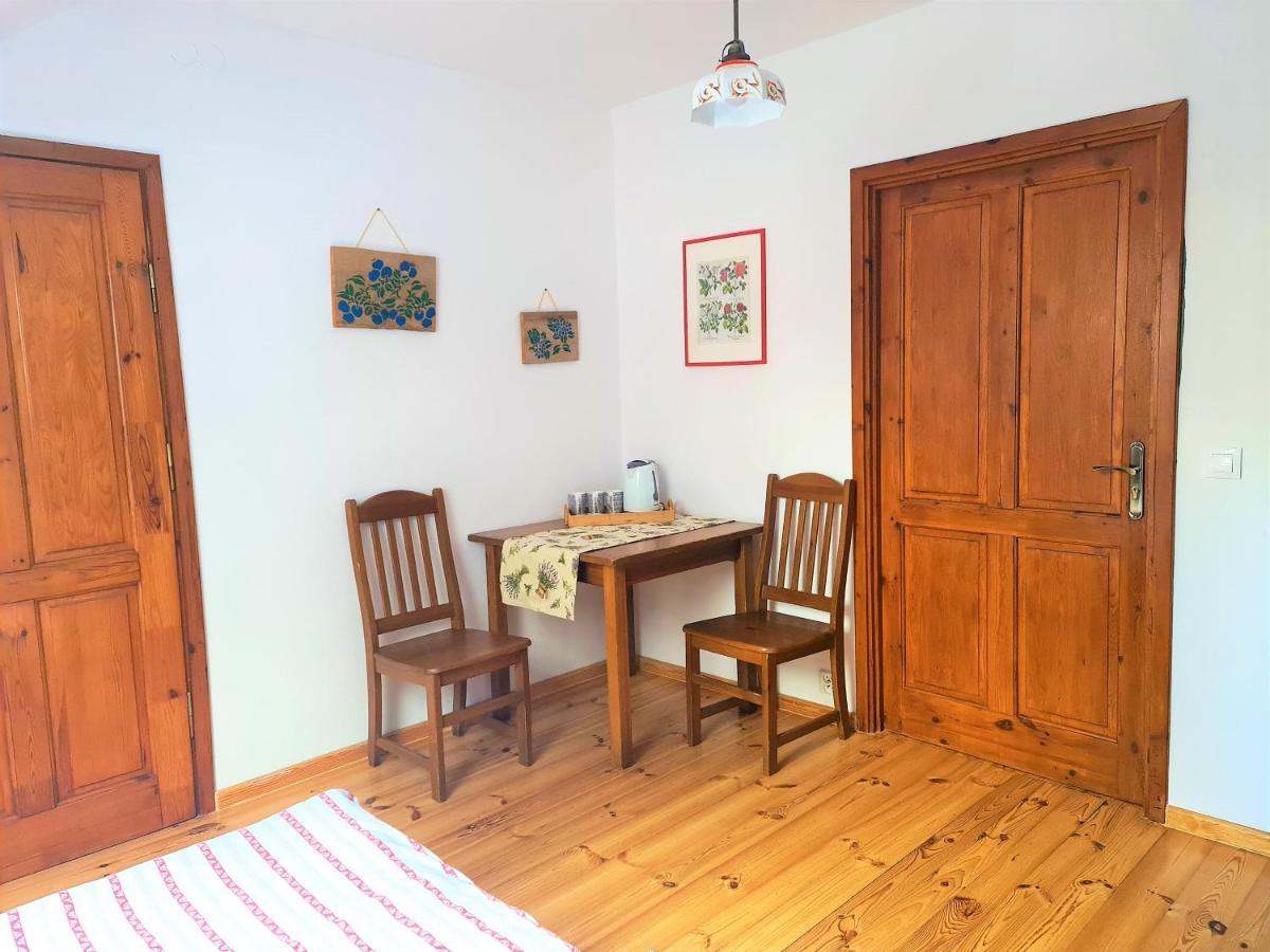 Swojski Gosciniec Prażmowo Exteriér fotografie