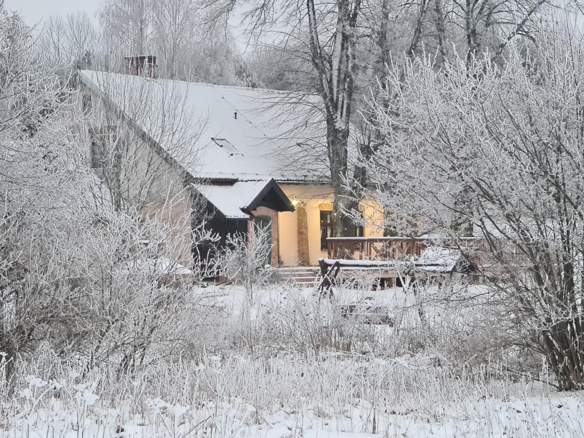 Swojski Gosciniec Prażmowo Exteriér fotografie
